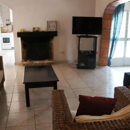 Villa Denia, 4 Dormitorios, 8 Personas - Es-262-12 Denia